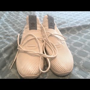 Pharrell X Tennis Hu Tactile Blue